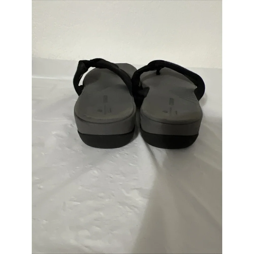 Cloudsteppers Clarks Arla Kaylie Black Fabric Thong Flip Flops Sz 9M Comfort